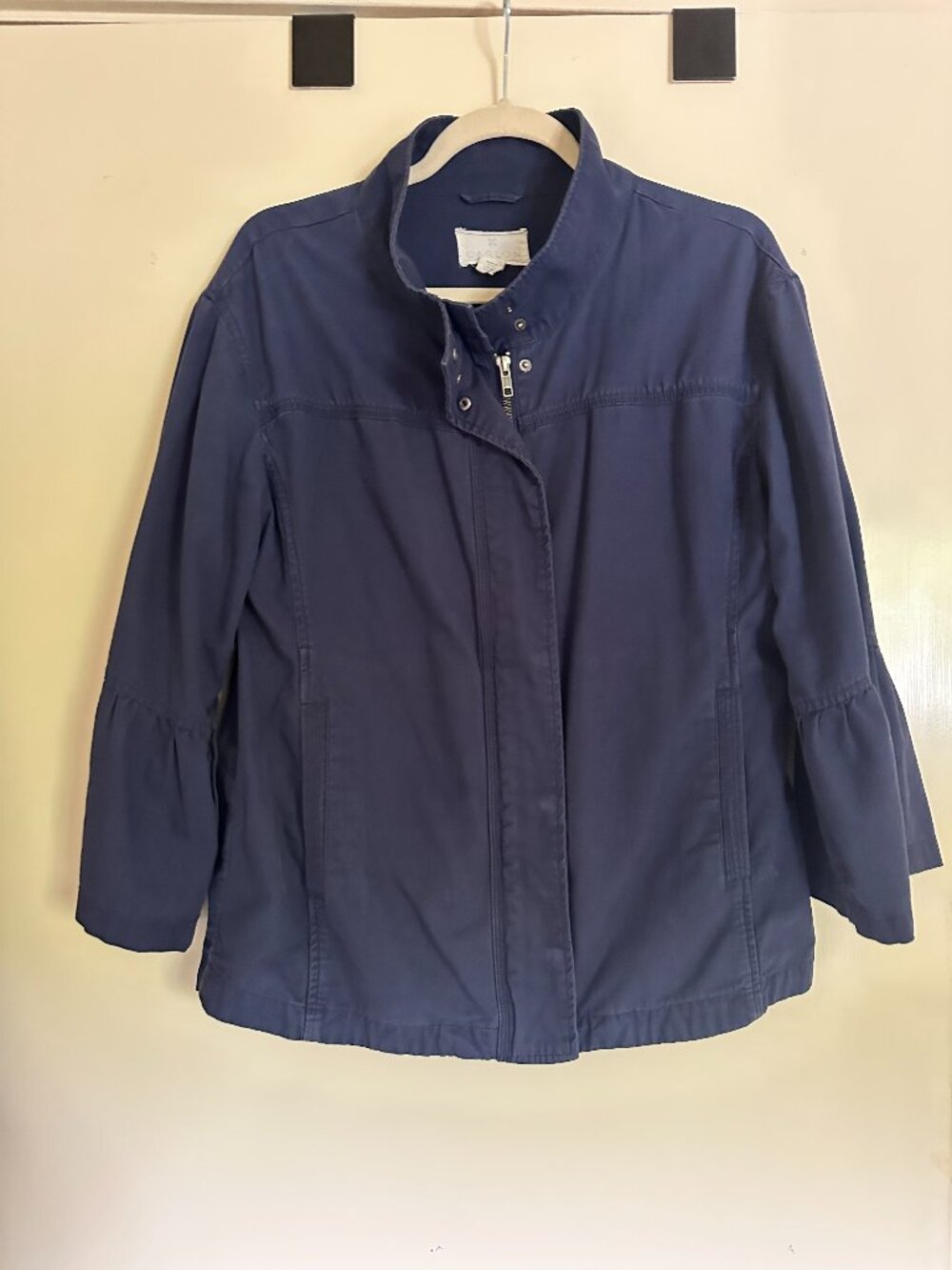 Carlson Flounce Sleeve Loose Jacket